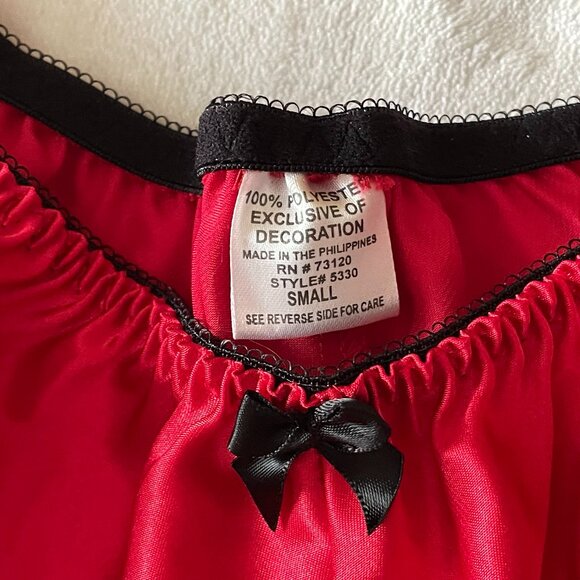 Sexy, Flutter Style Lace, S, Red Lingerie Shorts (Also Called French Knickers). - Picture 4 of 6